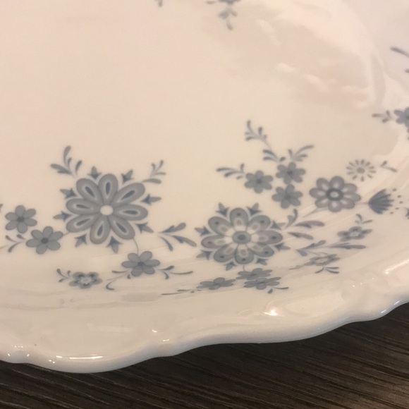 Seltmann Weiden 13 1/2” serving platter Christina Porcelain Bavarian blue GUC - Picture 3 of 6